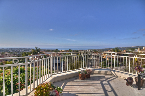 balcony