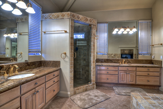 17-master-bath