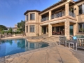 14-pool-back-house